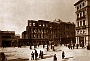 piazza Garibaldi prima della costruzione dell'albergo Regina poi Menato sport